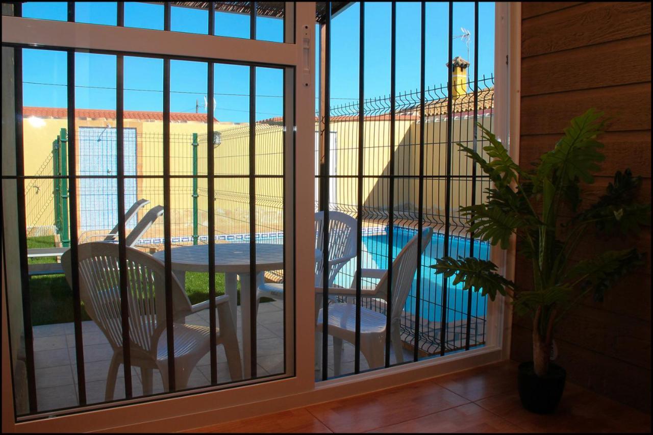 Bungalow Curro Pareja 131 Conil De La Frontera Esterno foto