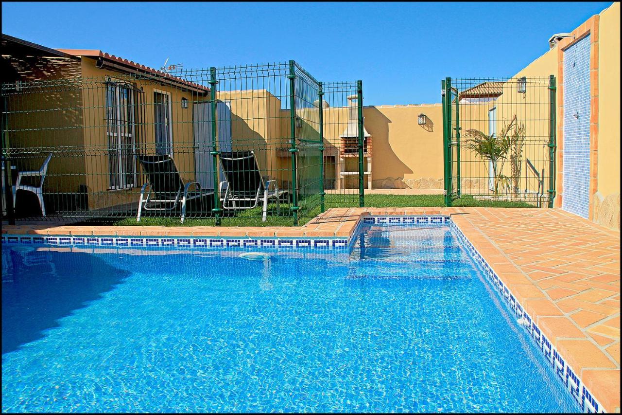 Bungalow Curro Pareja 131 Conil De La Frontera Esterno foto