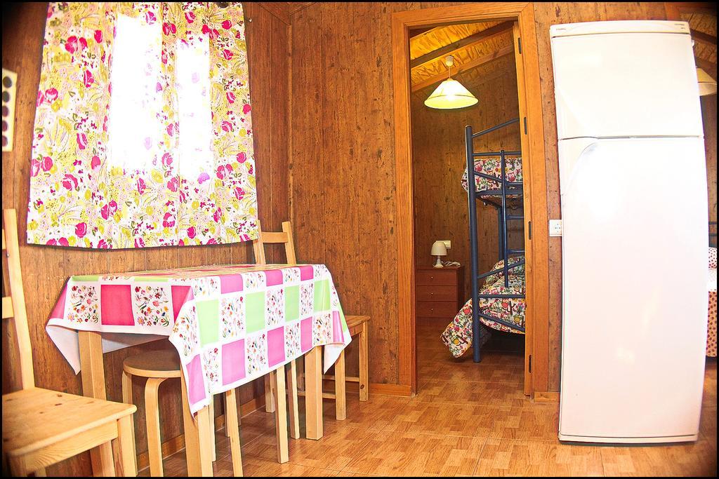 Bungalow Curro Pareja 131 Conil De La Frontera Esterno foto