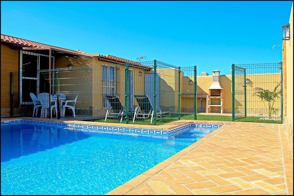 Bungalow Curro Pareja 131 Conil De La Frontera Esterno foto